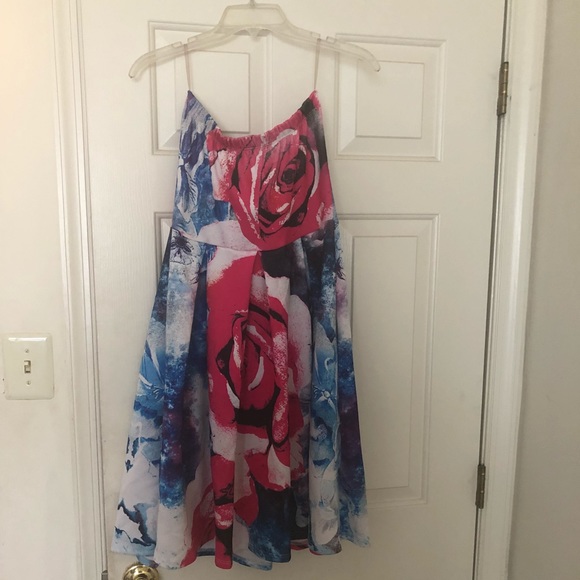 Strapless Floral Dress - Picture 4 of 5